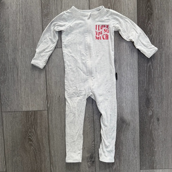 Little Bipsy Other - LITTLE BIPSY X BABYBREEZ VALENTINES DAY BAMBOO 2 WAY ZIP ONE PIECE PJS 18-24MO